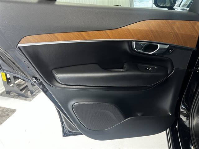 2023 Volvo XC90 B6 Plus Bright Theme 7P