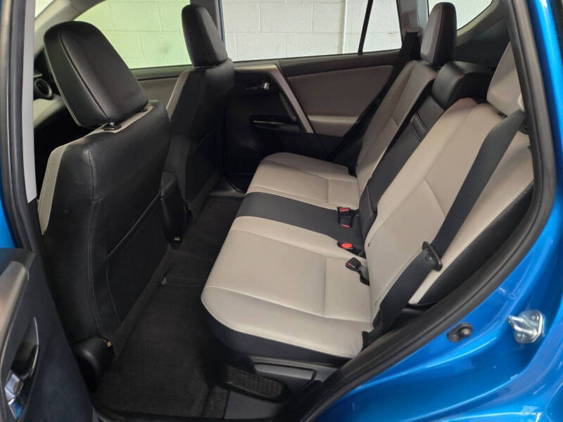 2017 Toyota RAV4 Hybrid Limited