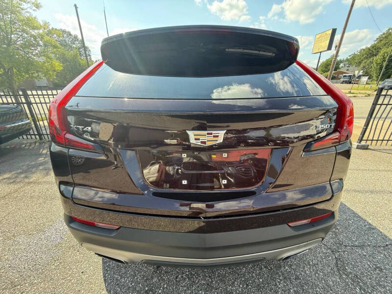 2020 Cadillac XT4 Premium Luxury
