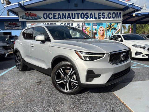 2023 Volvo XC40 B5 Core
