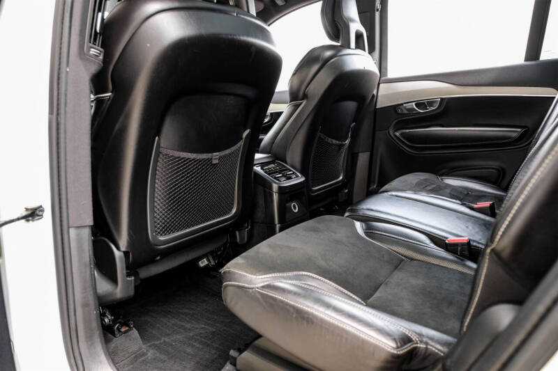 2016 Volvo XC90 T8 eAWD R-Design