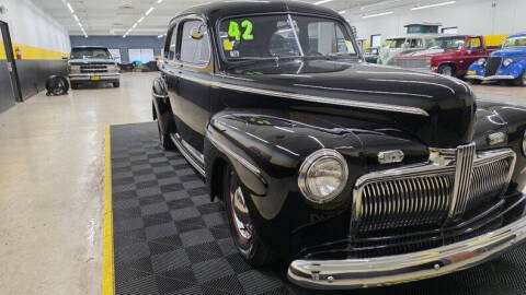 1942 Ford Super Deluxe