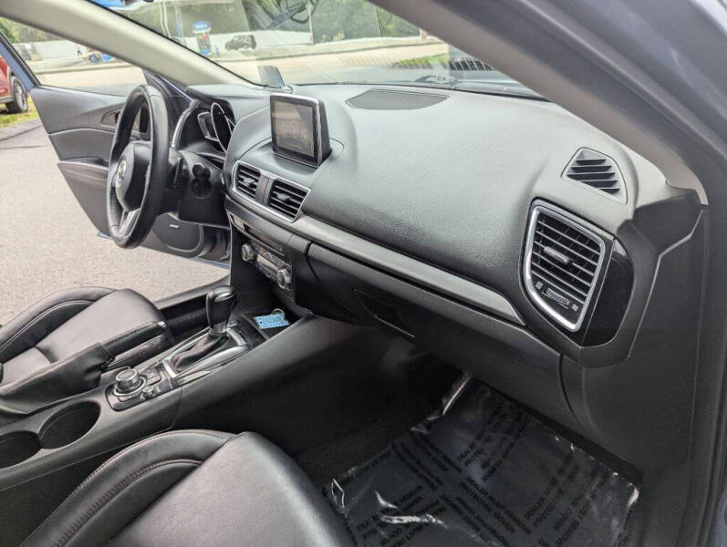2015 Mazda MAZDA3 s Touring