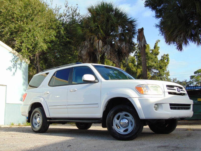 2005 Toyota Sequoia SR5