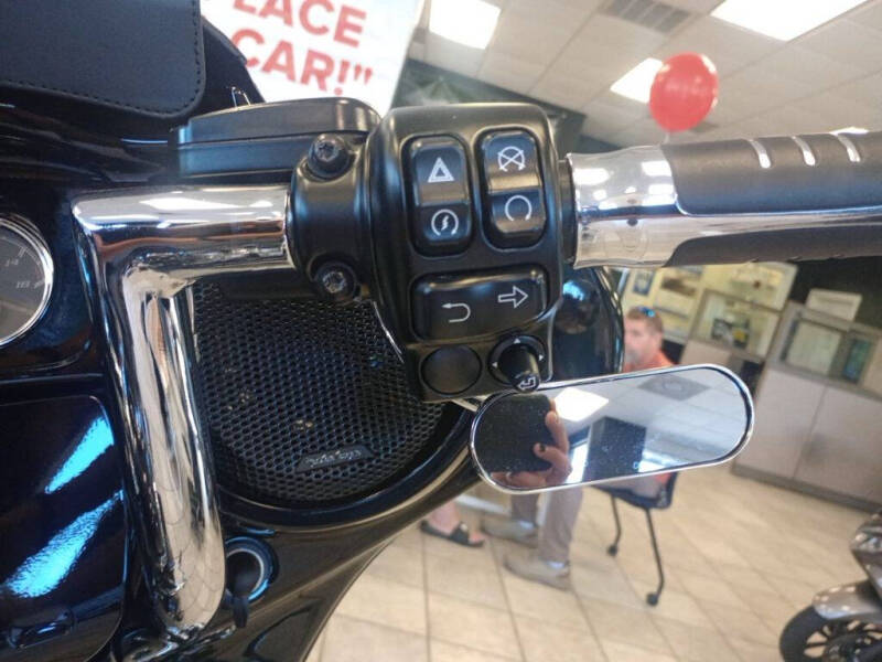 2021 Harley-Davidson Street Glide