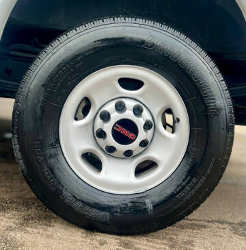 2024 GMC Savana 2500
