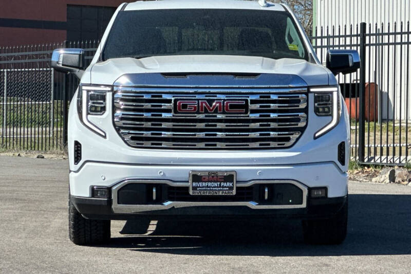 2023 GMC Sierra 1500
