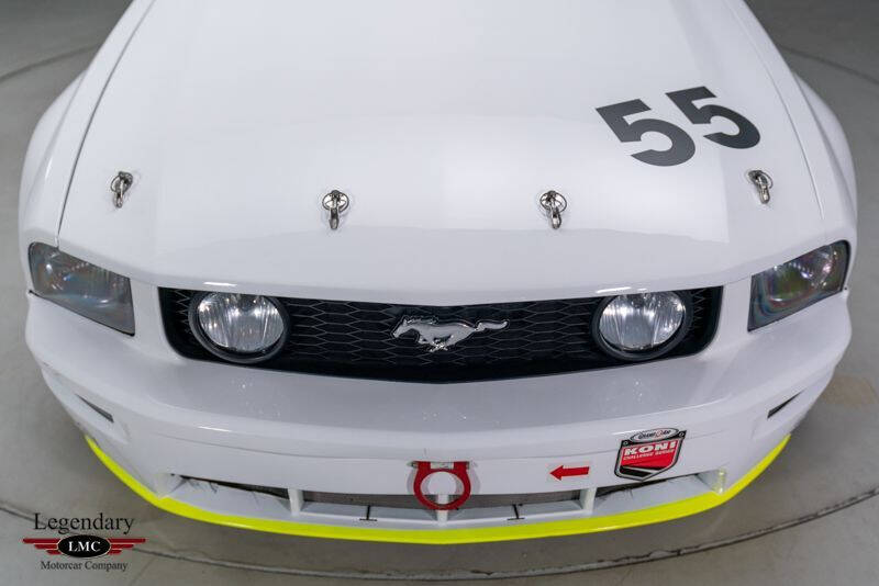 2005 Ford Mustang