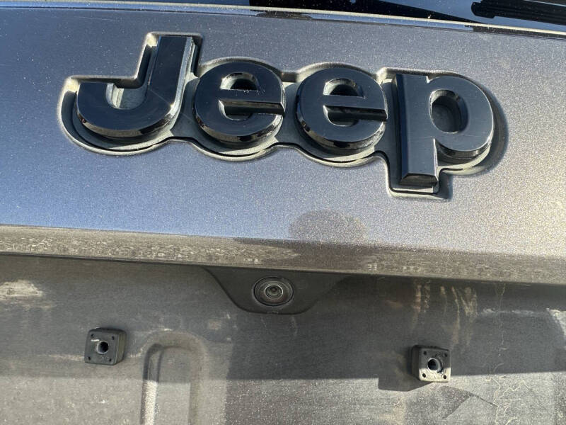 2018 Jeep Grand Cherokee Laredo E