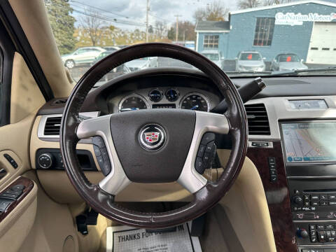 2012 Cadillac Escalade Luxury
