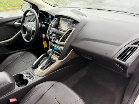 2012 Ford Focus SEL