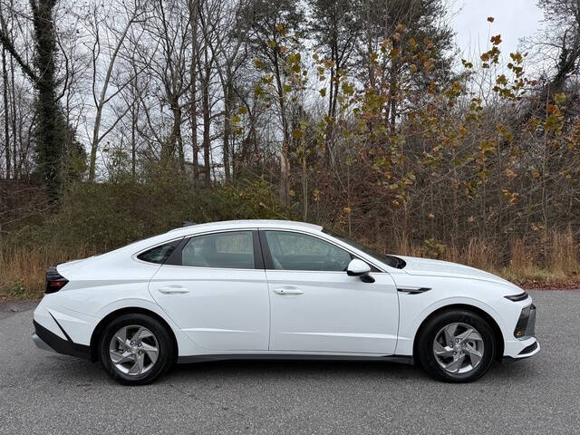 2025 Hyundai Sonata SE