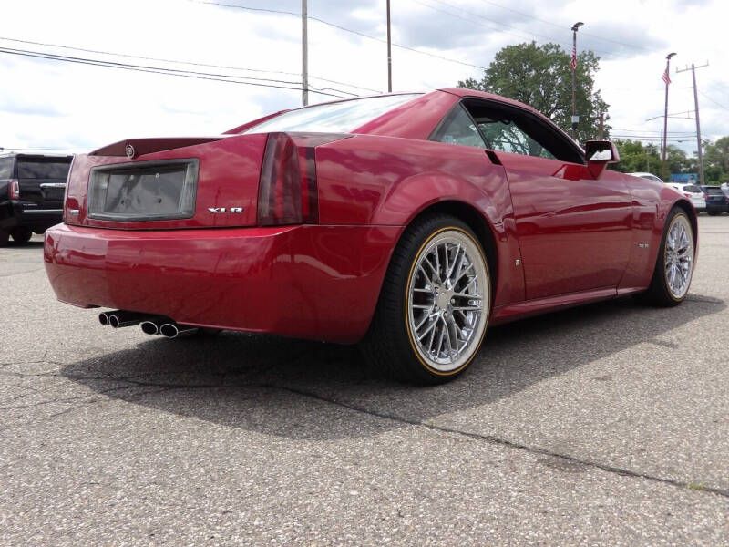 2004 Cadillac XLR