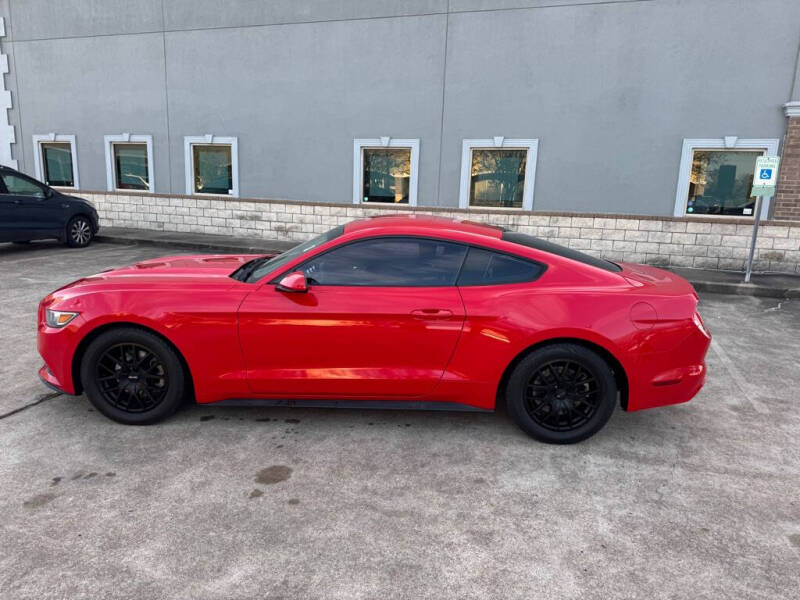 2017 Ford Mustang V6