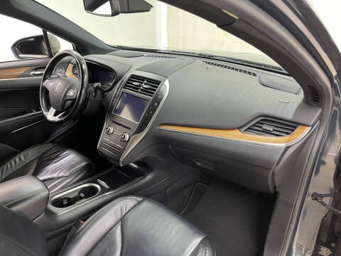 2019 Lincoln MKC Select