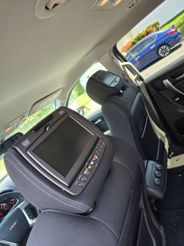 2015 GMC Acadia SLE-2