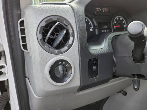 2014 Ford E-Series E-150