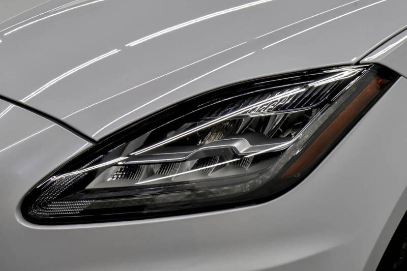 2020 Jaguar E-PACE P250 Checkered Flag Edition