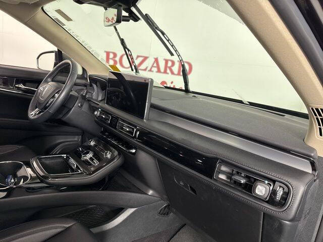 2023 Lincoln Nautilus Standard