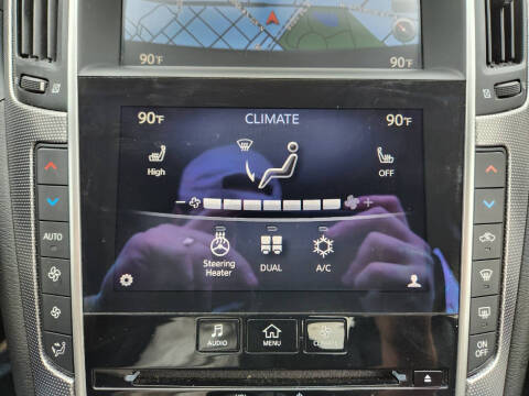 2015 Infiniti Q50 Premium