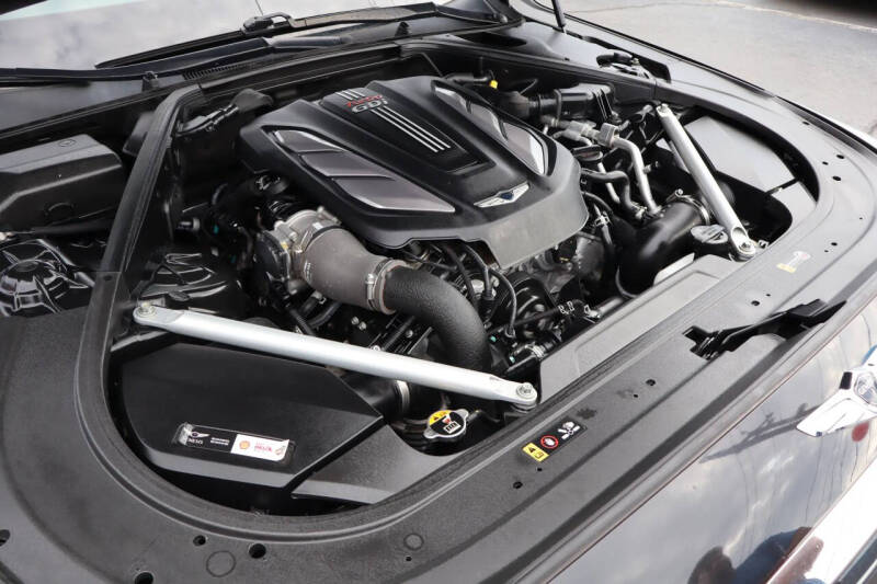 2019 Genesis G90