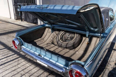 1968 Ford Thunderbird