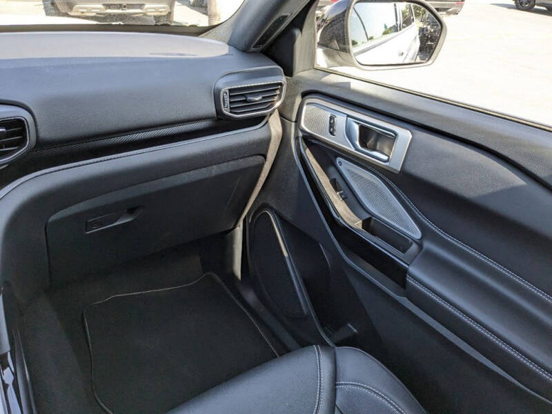 2023 Ford Explorer ST