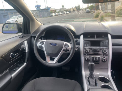 2014 Ford Edge SE