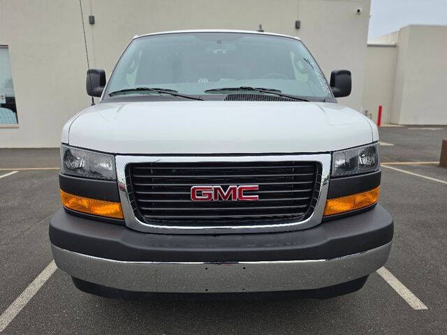 2024 GMC Savana 2500