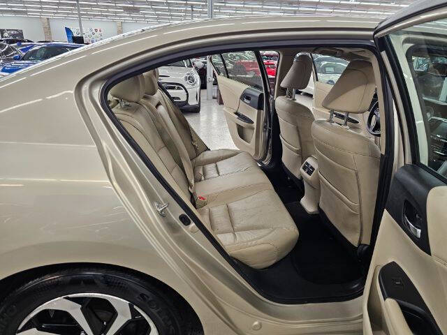 2016 Honda Accord EX-L w/Navi w/Honda Sensing