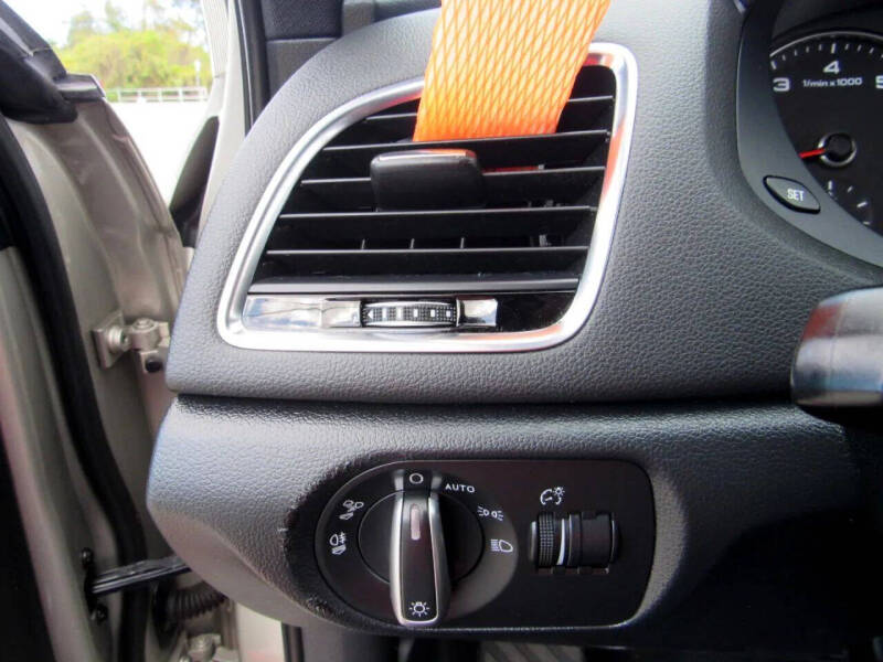 2016 Audi Q3 2.0T Premium Plus