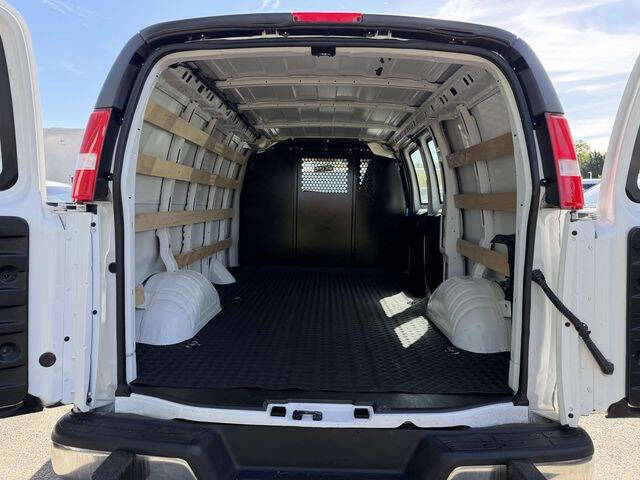 2024 Chevrolet Express 2500