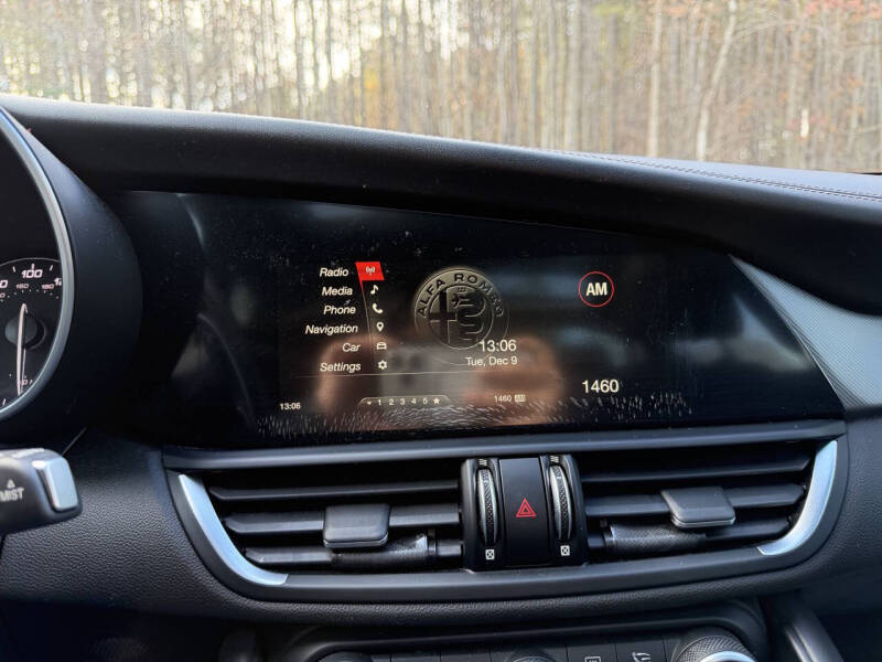 2019 Alfa Romeo Giulia Ti Sport Carbon