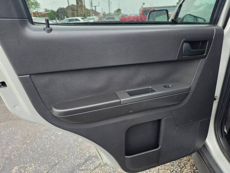 2009 Ford Escape XLT