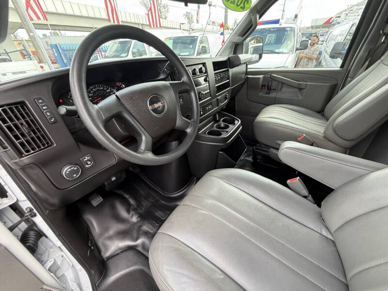 2020 GMC Savana 2500