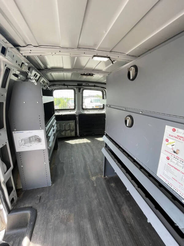 2019 Chevrolet Express 2500