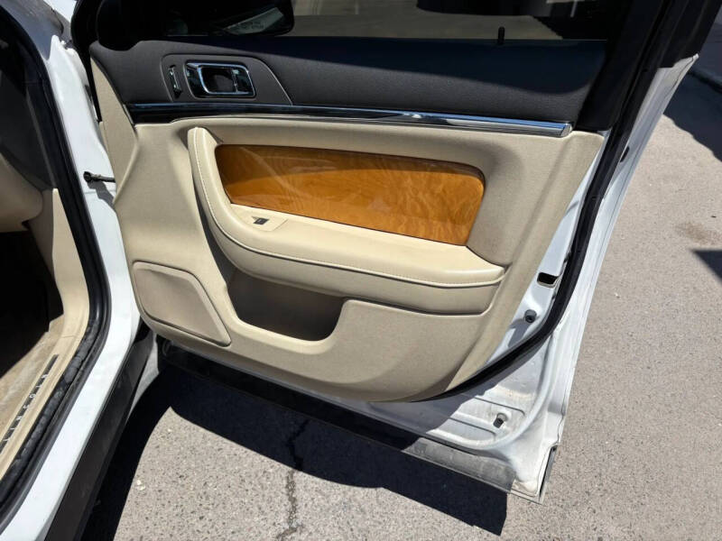 2012 Lincoln MKS