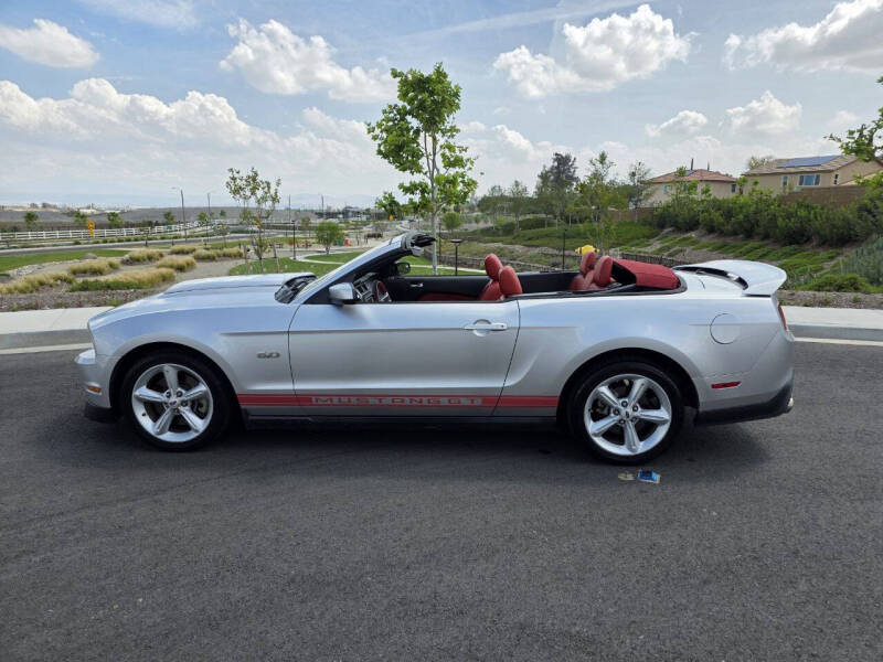 2011 Ford Mustang GT Premium