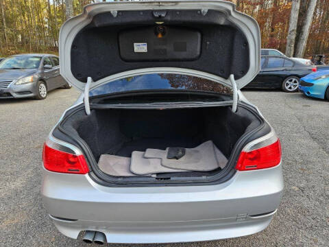 2004 BMW 5 Series 525i