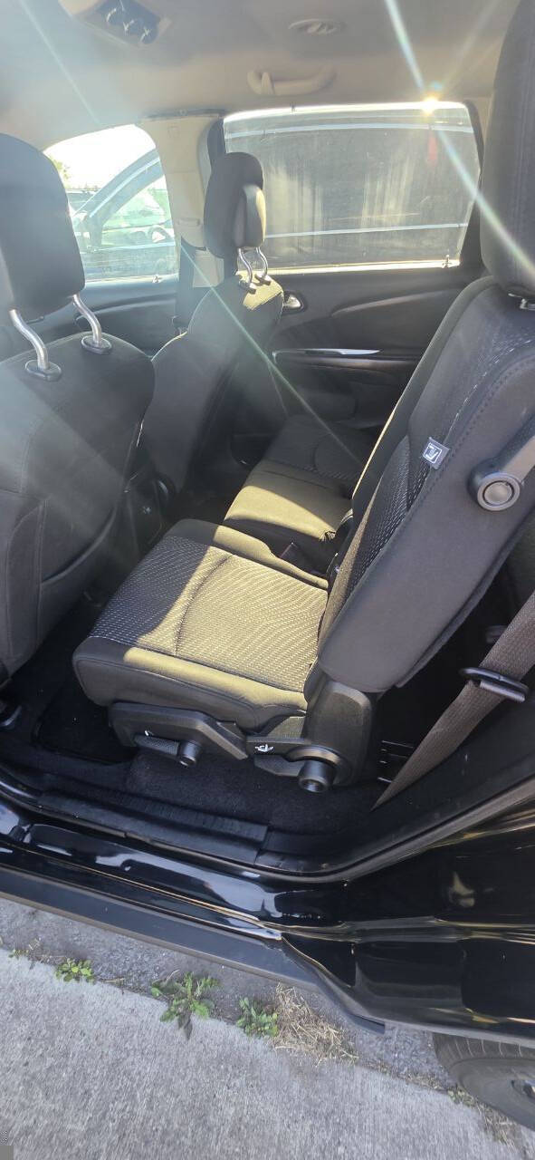 Black 2019 Dodge Journey SE SE 4dr SUV 7