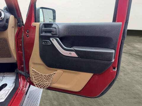 2012 Jeep Wrangler Sahara