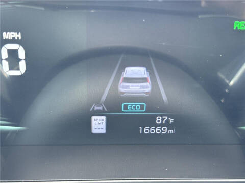2023 Kia Niro EX Touring