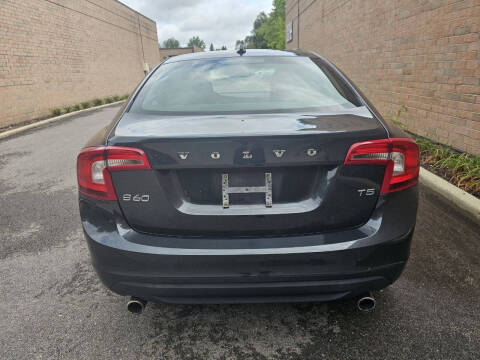2013 Volvo S60 T5 Premier Plus