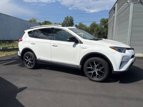 2017 Toyota RAV4 Hybrid SE