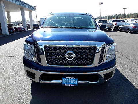 2018 Nissan Titan SV