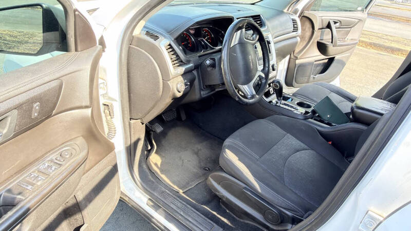 2016 GMC Acadia SLE-1