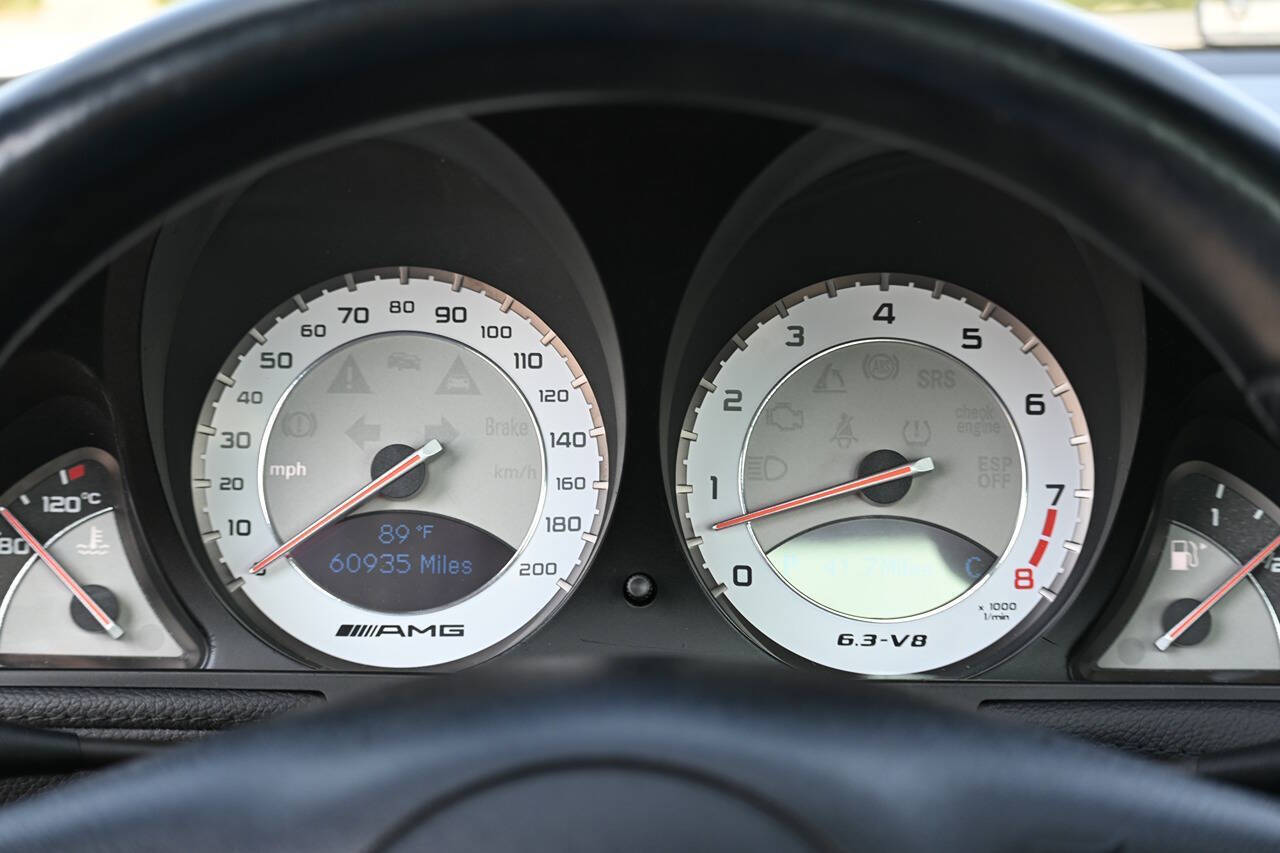 2011 Mercedes-Benz SL-Class 18