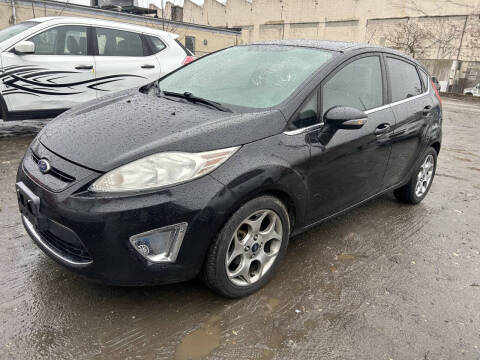 2011 Ford Fiesta SES