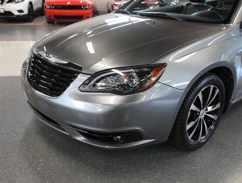 2011 Chrysler 200 S