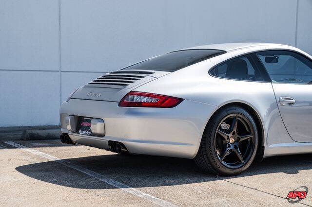 2005 Porsche 911 Carrera